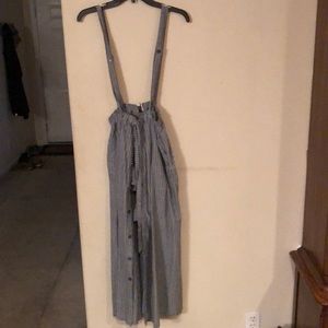 Classy Suspender skirt